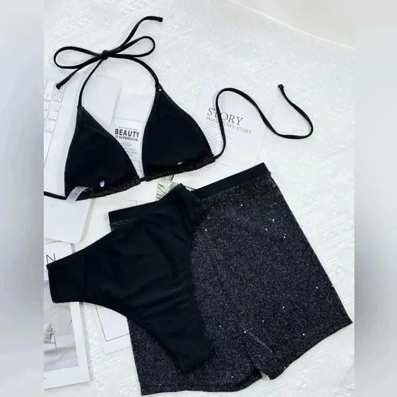 Sparkly Glitter Halter Bikini Swimsuit With Beach - Picture 4 of 5